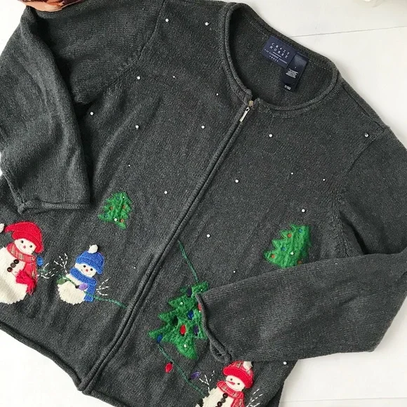 - 3/$20 Liz Claiborne vintage 90s Crazy Horse Christmas Sweater - Picture 3 of 5